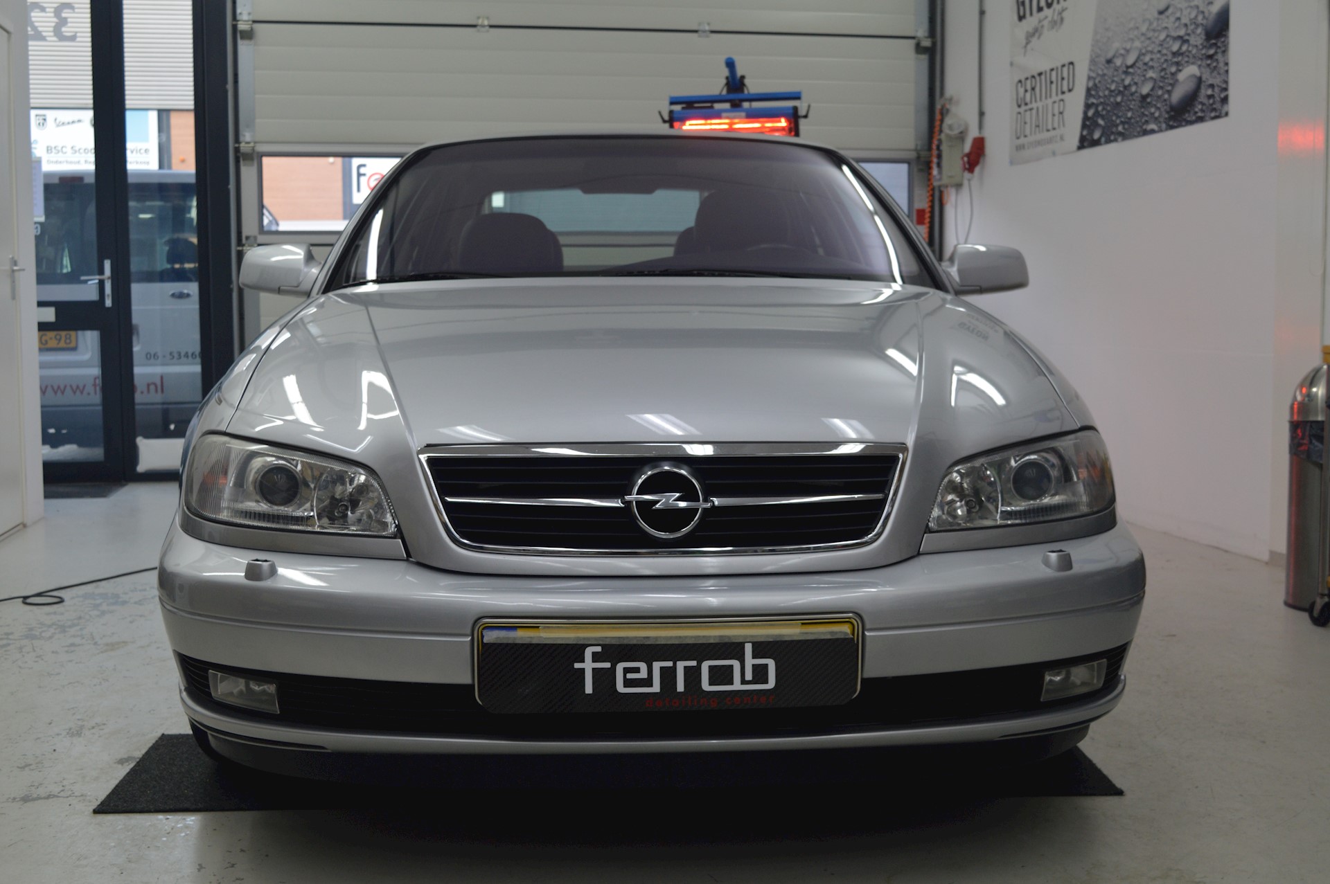 opel omega 2,2i 001.JPG