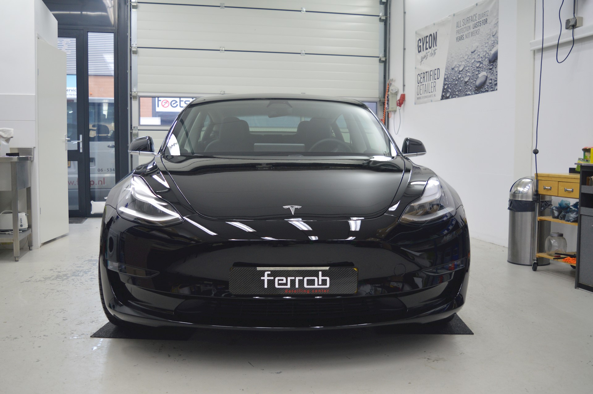 Tesla model 3 zwart 001.JPG
