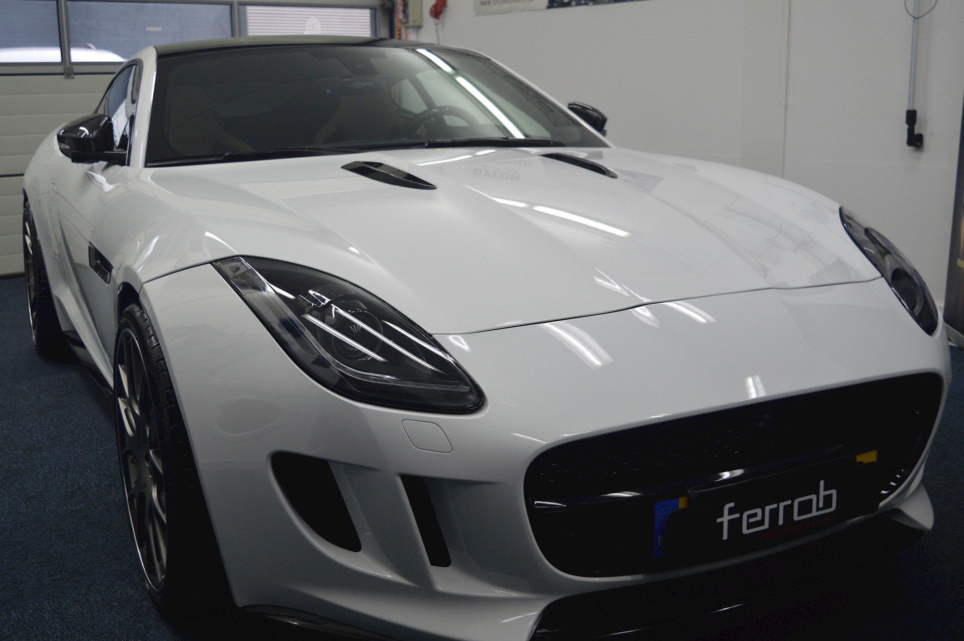Jaguar Ftype Maintenance Detail 012