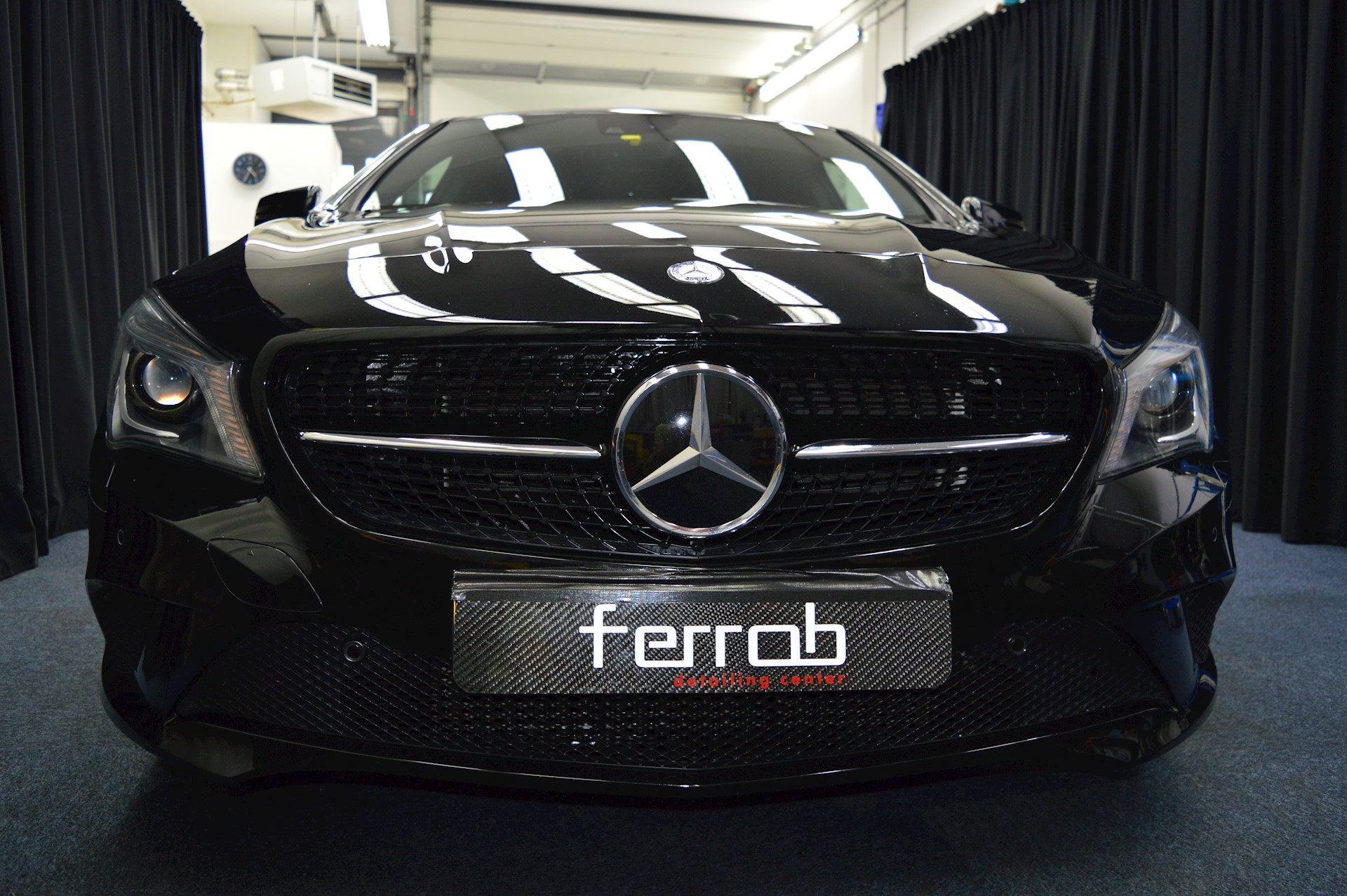 Mercedes Benz CLA 001