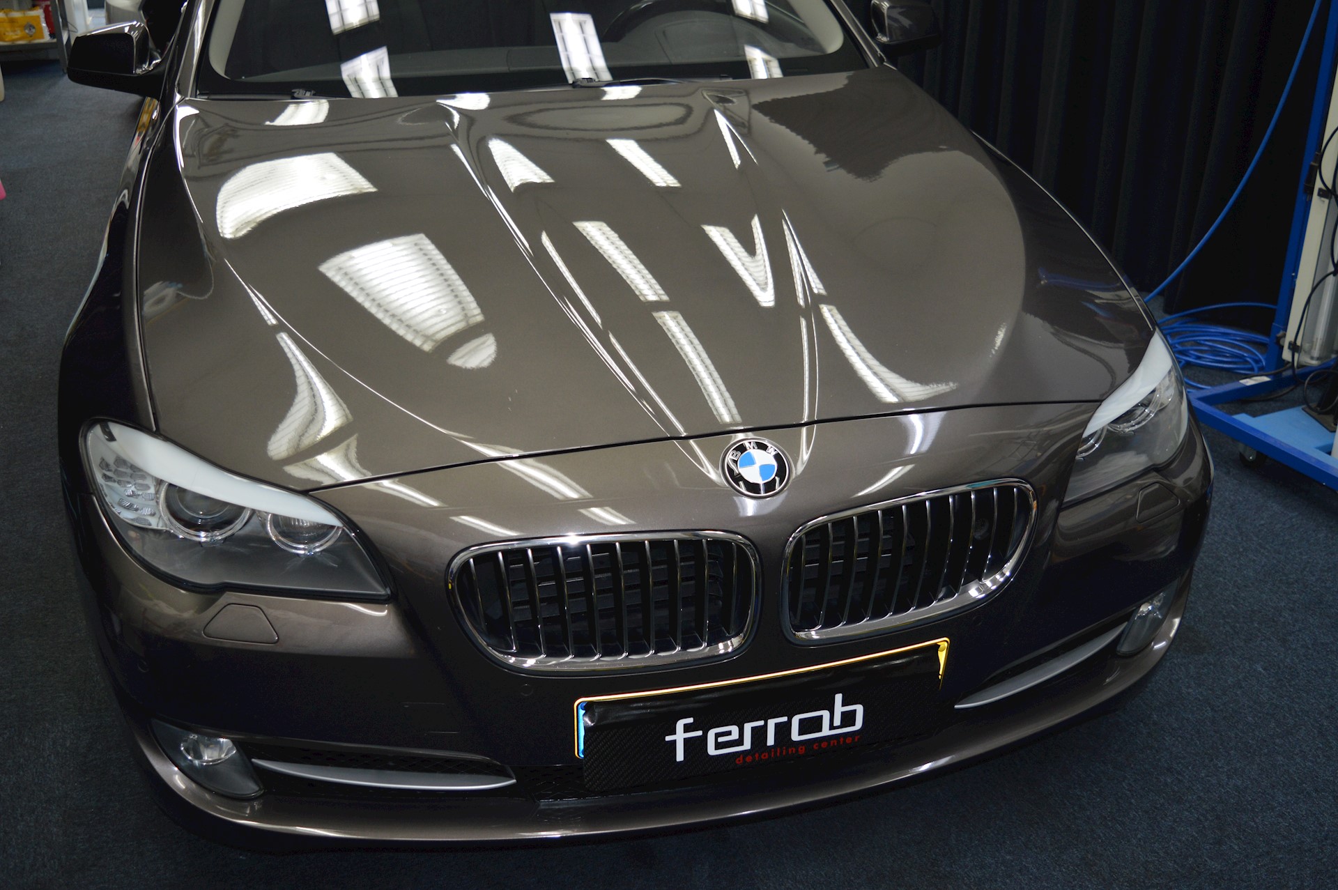 Ford Mustang En BMW 5 014